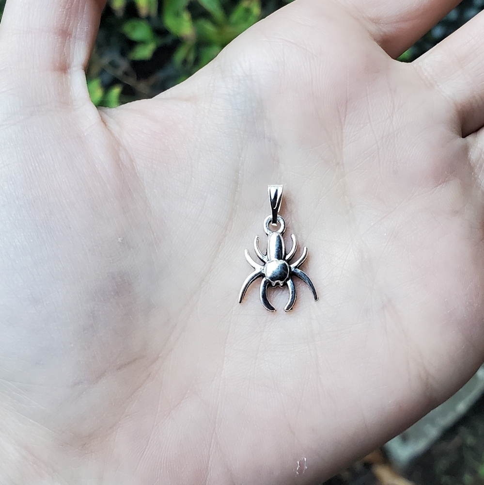 NWOT Silver Spider Charm - Picture 4 of 6